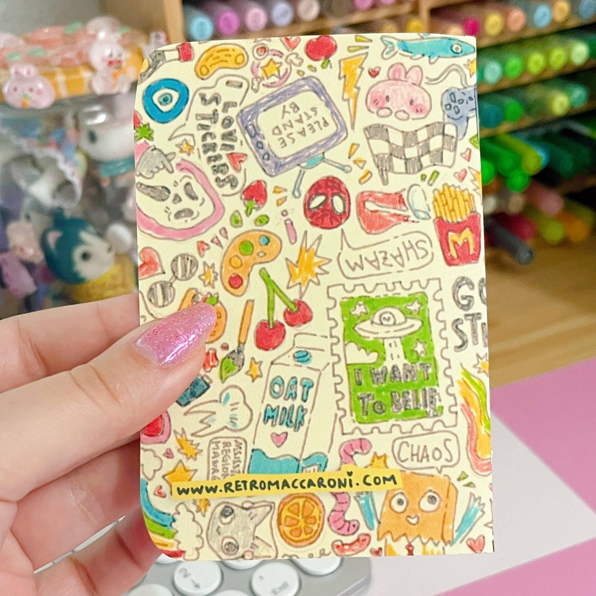 Reusable Mini Sticker Album + 1 Exclusive Sticker
